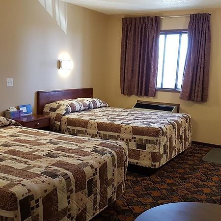 Golden West Motor Inn Carstairs Dış mekan fotoğraf
