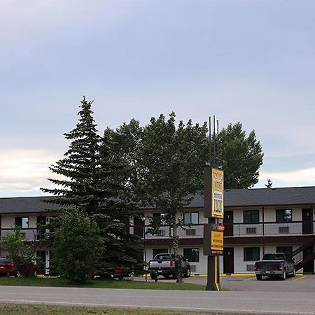 Golden West Motor Inn Carstairs Dış mekan fotoğraf